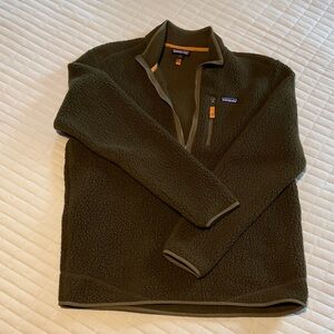 Patagonia Men's Olive Green 1/4 Zip Fleece